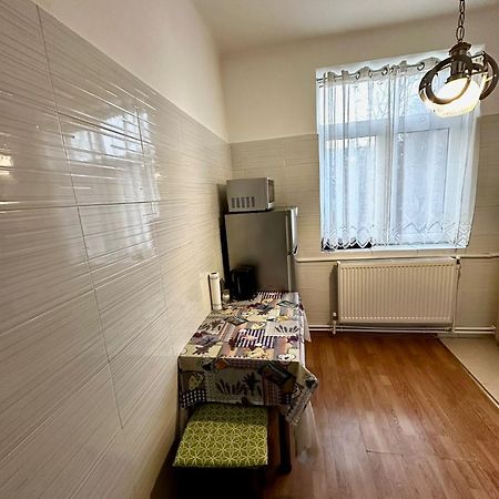 Garsoniera Ultracentral Apartment Bacău Екстериор снимка